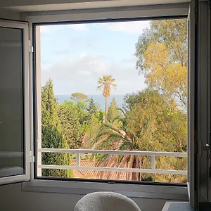Appartement Plage à 200 Mètres. Vue Mer Et Esterel ! Rénové, Saint-Raphaël